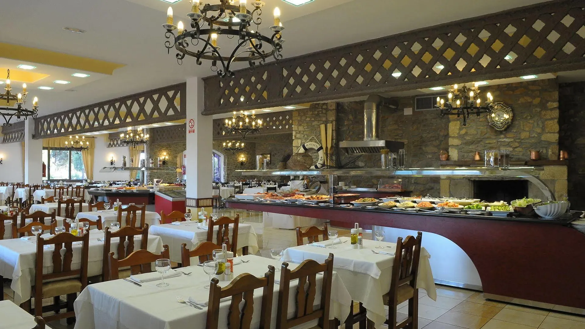 Hotel San Carlos Roses
